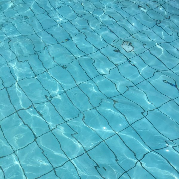 Piscine au Sel : une option naturelle et pratique