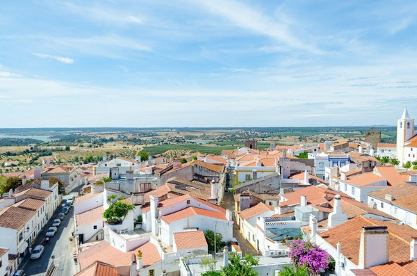 Chat nrj avis : ce que vous devez savoir avant de vous inscrire