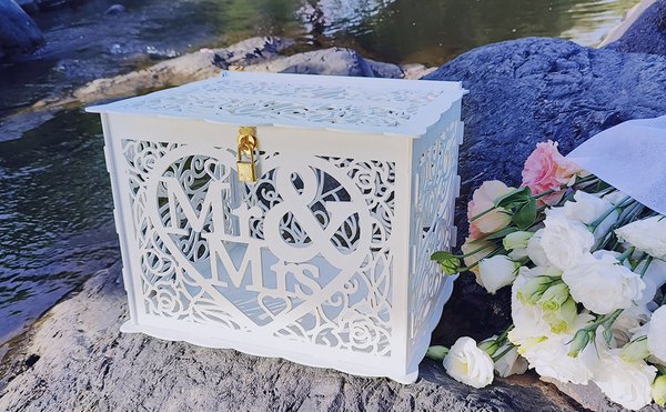 Urne pour un mariage : personnalisez votre amour avec charme